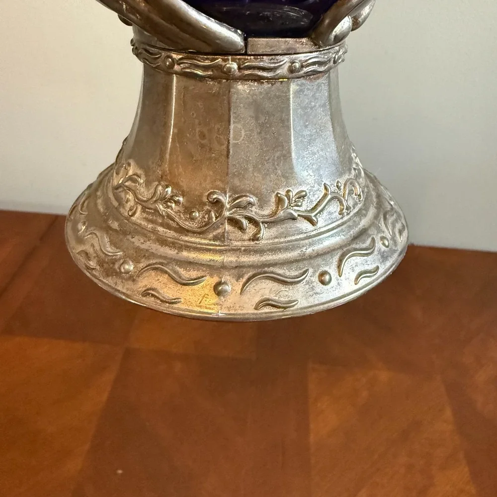 Vtg Cobalt Blue Glass Cased Vine Scroll Metal Pillar Candle Holder Set 2‎ Read